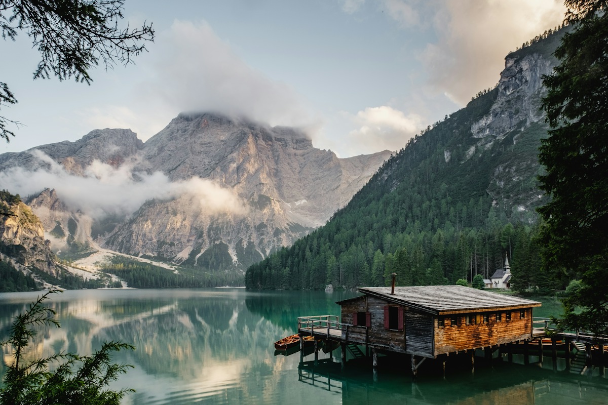 Original landscape photo with mountains and a lake